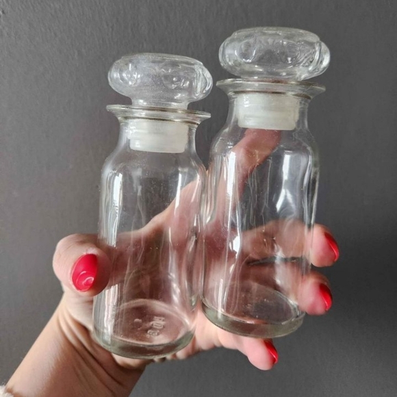 🩷 4 for $50 Vintage Spice Jars 🩷 - Picture 1 of 2